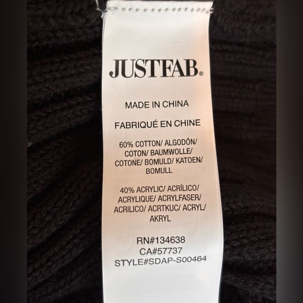 NWT JustFab Black Ribbed Women's Sweater with a Shoulder Cutout Detail - Picture 3 of 10